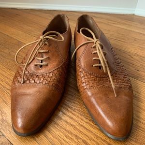Anne Wells brown brogue lace up
